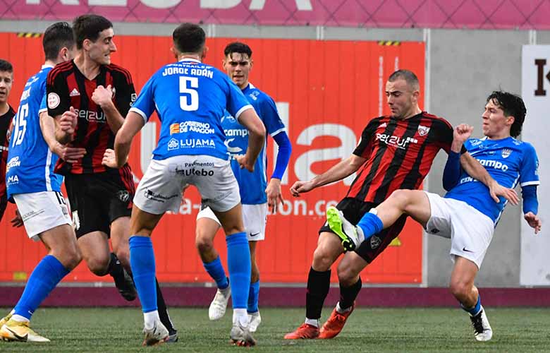 Vibrante duelo en el Santa Ana de Utebo con el Arenas de Getxo